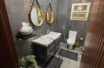 Apartment - 4 Bedrooms - 3 Bathrooms for sale in El Banafseg Apartment Buildings - El Banafseg - New Cairo City - Cairo
