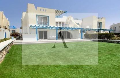 Chalet - 3 Bedrooms - 2 Bathrooms for sale in Mountain View - Ras Al Hekma - North Coast