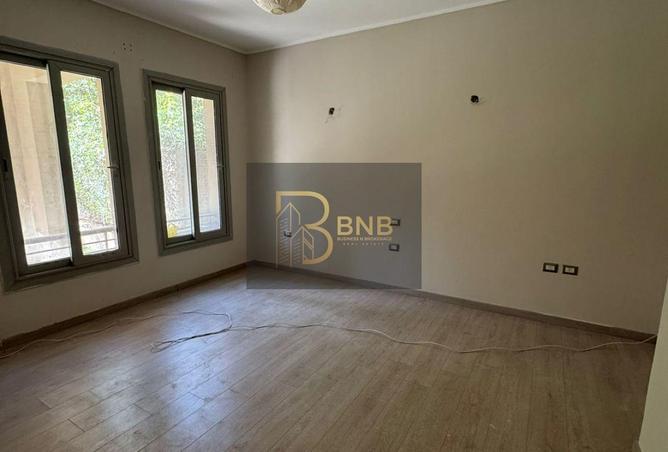 74046330 - Property Image 3