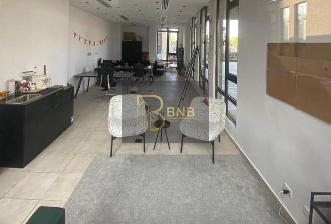 98002880 - Property Image 2