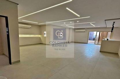 Apartment - 2 Bedrooms - 2 Bathrooms for sale in Hyde Park - New Cairo City - Cairo