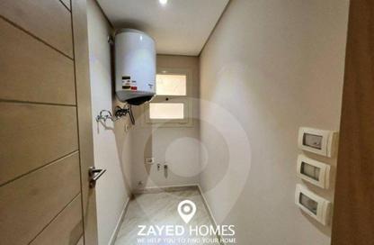 شقة - غرفة نوم - 2 حمامات للايجار في نيو جيزة - طريق مصر اسكندرية الصحراوي - مدينة 6 أكتوبر - الجيزة