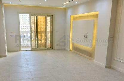 شقة - 3 - 3 للايجار في صوارى - كمبوندات الاسكندرية - الاسكندرية