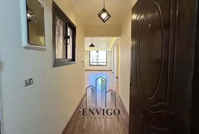 8708880 - Property Image 2