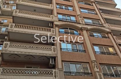Apartment - 3 Bedrooms - 3 Bathrooms for sale in Al Mesaha St. - Dokki - Giza