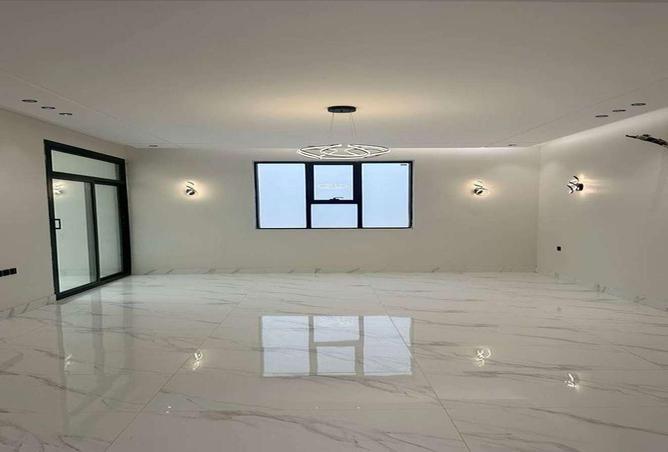 83983309 - Property Image 3