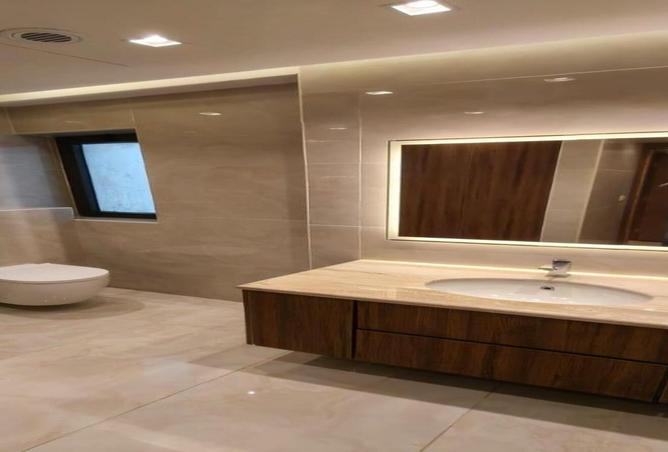 8477067 - Property Image 2