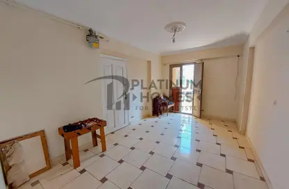 شقة - 2 غرف نوم - 1 حمام للايجار في الإبراهيمية - حي وسط - الاسكندرية