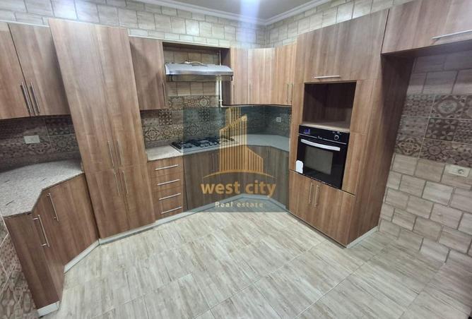 8557923 - Property Image 2