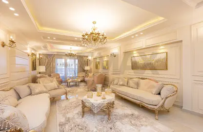 Apartment - 3 Bedrooms - 5 Bathrooms for sale in Saba Basha - Hay Sharq - Alexandria