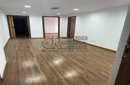Office Space - 7+ Bedrooms - 3 Bathrooms for rent in Al Gabalaya St. - Zamalek - Cairo