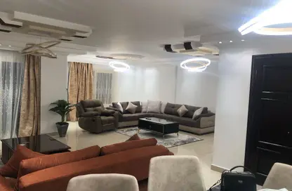 Apartment - 3 Bedrooms - 2 Bathrooms for rent in Mostafa Darwish St. - 6th Zone - Nasr City - Cairo