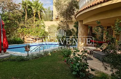 فيلا - 4 غرف نوم - 3 حمامات للبيع في طريق الشروق - المجاورة الاولي - الحي الثامن - مدينة الشروق - القاهرة