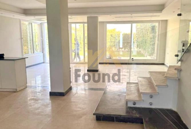 8589230 - Property Image 3