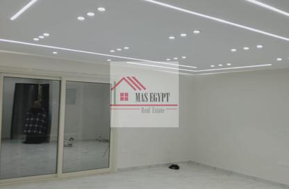 شقة - 4 غرف نوم - 3 حمامات للبيع في شارع شهاب - المهندسين - الجيزة شقة - 4 غرف نوم - 3 حمامات للبيع في شارع شهاب - المهندسين - الجيزة