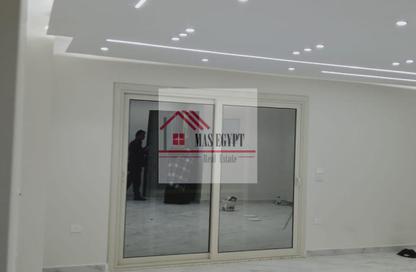 شقة - 4 غرف نوم - 3 حمامات للبيع في شارع شهاب - المهندسين - الجيزة شقة - 4 غرف نوم - 3 حمامات للبيع في شارع شهاب - المهندسين - الجيزة