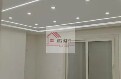 شقة - 4 غرف نوم - 3 حمامات للبيع في شارع شهاب - المهندسين - الجيزة شقة - 4 غرف نوم - 3 حمامات للبيع في شارع شهاب - المهندسين - الجيزة