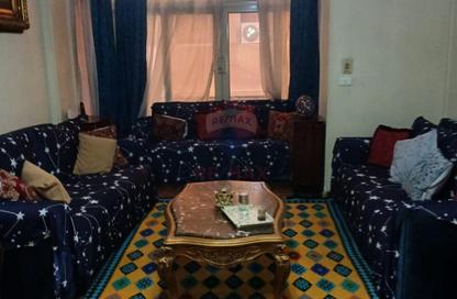 شقة - 3 غرف نوم - 2 حمامات للبيع في شارع كمال الطويل ( المنتزه) - الزمالك - القاهرة شقة - 3 غرف نوم - 2 حمامات للبيع في شارع كمال الطويل ( المنتزه) - الزمالك - القاهرة