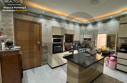 Apartment - 3 Bedrooms - 3 Bathrooms for sale in Hadayek October - 6 October City - Giza