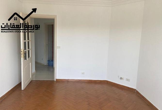 67220257 - Property Image 2