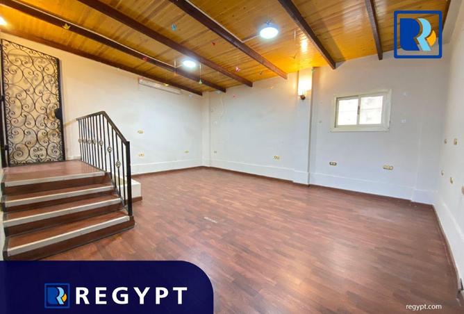 8618811 - Property Image 3