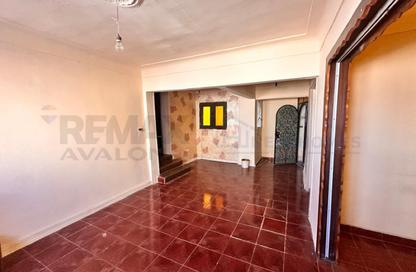Apartment - 3 - 1 for sale in Smouha Square - Smouha - Hay Sharq - Alexandria