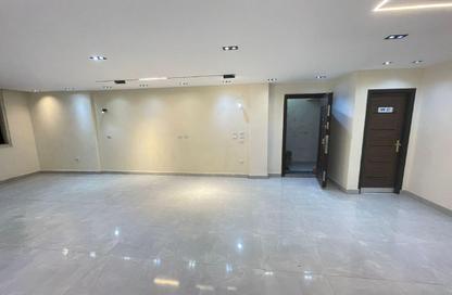 Apartment - 3 Bedrooms - 2 Bathrooms for rent in El Laselky - New Maadi - Hay El Maadi - Cairo