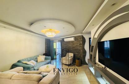 Apartment - 3 Bedrooms - 1 Bathroom for sale in 6th Zone - Nasr City - Cairo