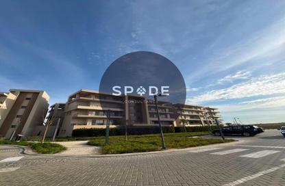 Apartment - 2 Bedrooms - 2 Bathrooms for sale in The Fourteen Golf Residences - Uptown Cairo - Mokattam - Cairo