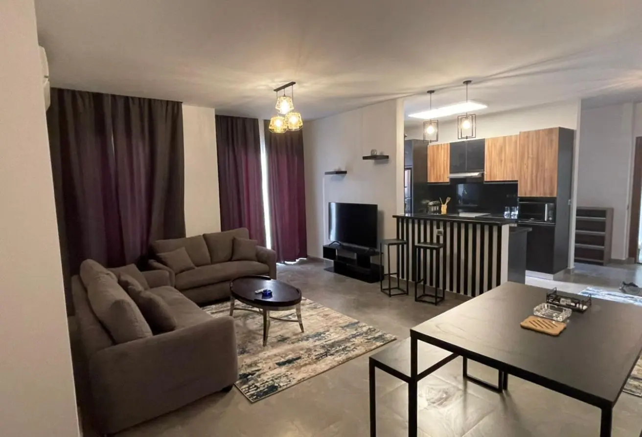 109912996 - Property Main Image