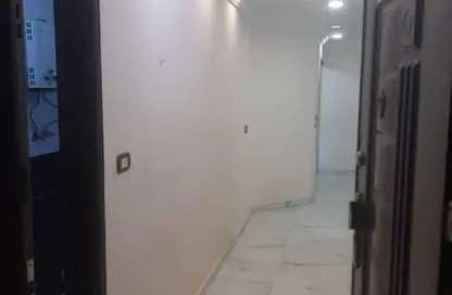 شقة - 2 غرف نوم - 2 حمامات للايجار في البوابة الاولي - خوفو - حدائق الاهرام - الجيزة