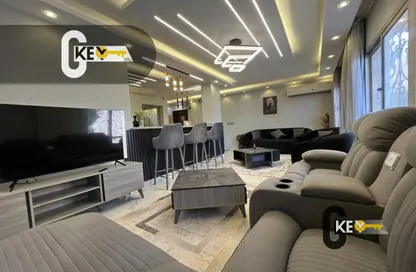 شقة - 3 غرف نوم - 2 حمامات للايجار في شارع احمد بن حنبل - الرحاب المرحلة الأولى - الرحاب - مدينة القاهرة الجديدة - القاهرة