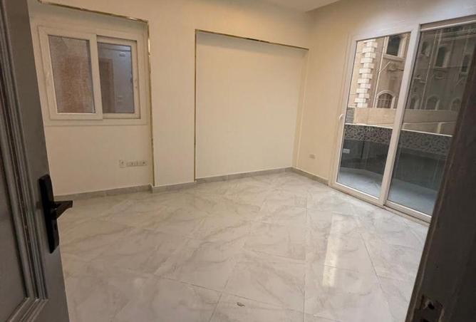 63644669 - Property Image 2