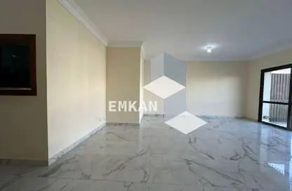 شقة - 3 غرف نوم - 3 حمامات للايجار في ذا كورت ياردز - كمبوندات الشيخ زايد - الشيخ زايد - الجيزة شقة - 3 غرف نوم - 3 حمامات للايجار في ذا كورت ياردز - كمبوندات الشيخ زايد - الشيخ زايد - الجيزة