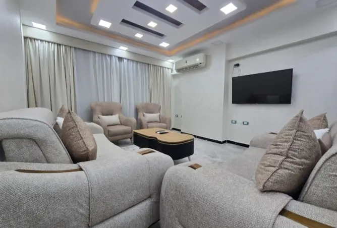 114889204 - Property Image 2