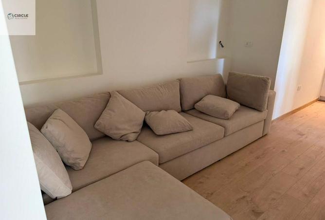 97709747 - Property Image 3