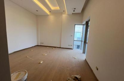 Penthouse - 3 Bedrooms - 4 Bathrooms for rent in Galleria Moon Valley - South Investors Area - New Cairo City - Cairo
