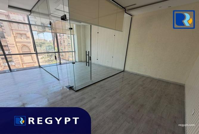 98822920 - Property Image 2