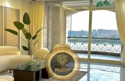 Hotel Apartment - 6 Bedrooms - 6 Bathrooms for sale in Cornish El Nile St. - Maadi - Hay El Maadi - Cairo