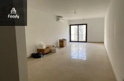 Apartment - 3 Bedrooms - 3 Bathrooms for sale in Fifth Square - The 5th Settlement - New Cairo City - Cairo