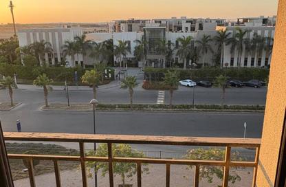 شقة - 1 حمام للايجار في ذا كورت ياردز - كمبوندات الشيخ زايد - الشيخ زايد - الجيزة