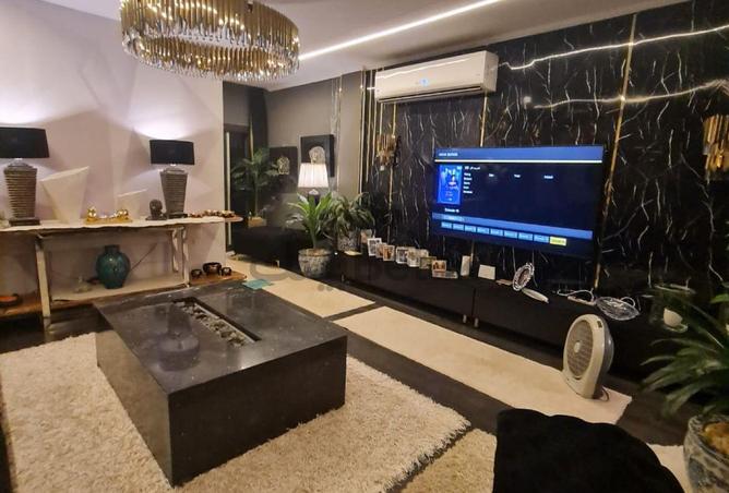 98008595 - Property Image 3
