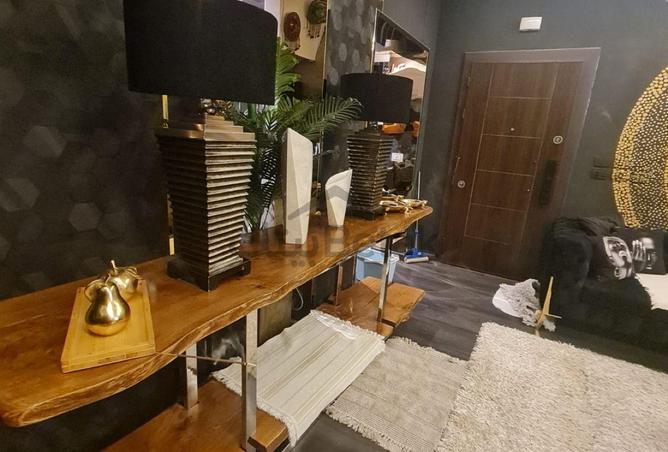 98008595 - Property Image 2