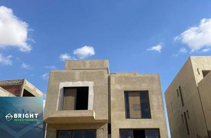 Villa - 4 Bedrooms - 4 Bathrooms for sale in Stei8ht - The 1st Settlement - New Cairo City - Cairo