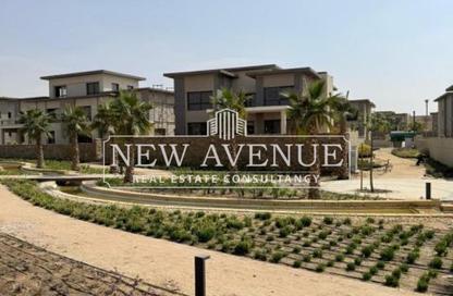 Villa - 4 Bedrooms - 4 Bathrooms for sale in Swan Lake Residence - 5th Settlement Compounds - The 5th Settlement - New Cairo City - Cairo