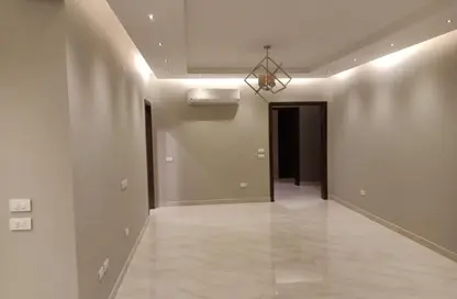 Apartment - 3 Bedrooms - 3 Bathrooms for rent in Westown - Sheikh Zayed Compounds - Sheikh Zayed City - Giza