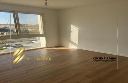 Apartment - 3 Bedrooms - 3 Bathrooms for rent in The Fourteen Golf Residences - Uptown Cairo - Mokattam - Cairo