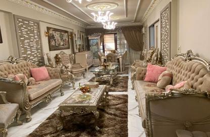 Apartment - 3 Bedrooms - 2 Bathrooms for sale in Tout Ankh Amoun St. - Smouha - Hay Sharq - Alexandria