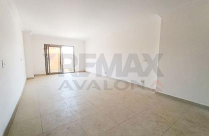 شقة - 3 غرف نوم - 3 حمامات للايجار في صوارى - كمبوندات الاسكندرية - الاسكندرية