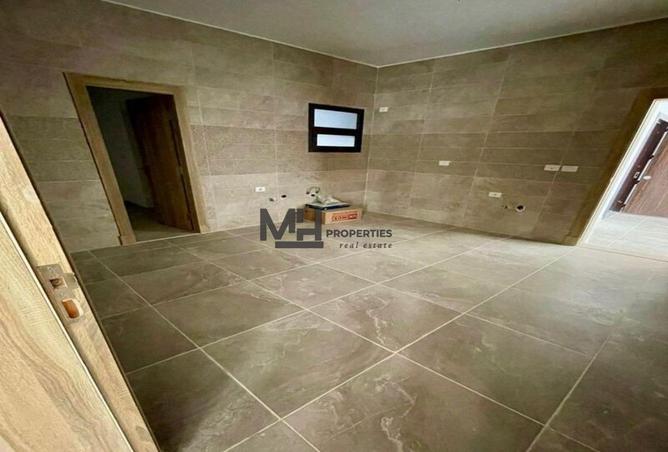 76239093 - Property Image 3